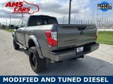 Used 2019 Nissan Titan SV w/ Midnight Edition image 6
