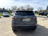 Used 2022 Jeep Compass Limited image 4