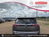 New 2025 Nissan Pathfinder Platinum image 3