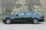 Used 2021 Jaguar XF SE image 3