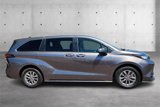 Used 2022 Toyota Sienna LE image 2