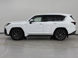 New 2025 Lexus LX 700h F Sport image 4