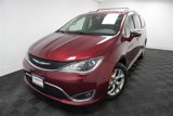 Used 2018 Chrysler Pacifica Limited image 2