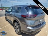 Used 2024 Nissan Rogue SV image 5