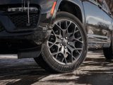 New 2025 Jeep Grand Cherokee Summit image 5