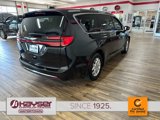 Certified 2023 Chrysler Pacifica Touring-L image 5