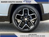 New 2025 Chevrolet Traverse High Country w/ LPO, Floor Liner Package image 4