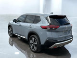 Used 2021 Nissan Rogue Platinum image 4
