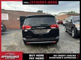 Used 2017 Chrysler Pacifica Touring-L Plus image 4