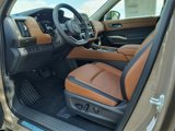 New 2025 Nissan Pathfinder Platinum image 2
