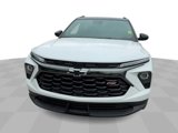 Used 2025 Chevrolet TrailBlazer RS w/ Driver Confidence Package image 3