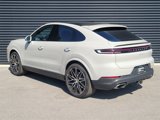 Certified 2025 Porsche Cayenne Coupe image 3