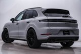 New 2025 Porsche Cayenne Turbo image 3