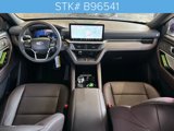 New 2025 Ford Explorer Platinum image 3