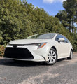 Used 2022 Toyota Corolla LE image 2