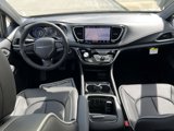 New 2025 Chrysler Pacifica Limited image 2