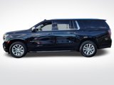 Used 2024 Chevrolet Suburban Premier image 2