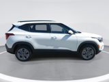New 2024 Kia Seltos S image 4