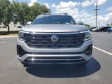 Certified 2025 Volkswagen Atlas Cross Sport SEL Premium R-Line image 3