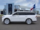 New 2025 Lincoln Navigator Reserve image 3