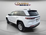 Used 2023 Jeep Grand Cherokee Limited image 2