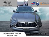 Used 2023 Toyota Highlander XLE image 2