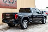 Used 2022 GMC Sierra 2500 Denali w/ Denali Ultimate Package image 3