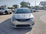 Used 2017 Chrysler Pacifica Touring-L w/ Tire & Wheel Group image 2