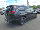 New 2026 Chrysler Pacifica Limited image 4