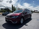 Used 2019 Chrysler Pacifica Touring-L image 3
