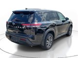 Used 2025 Nissan Pathfinder S image 4