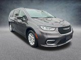 Used 2022 Chrysler Pacifica Touring-L image 2