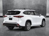 New 2025 Toyota Highlander Limited image 2