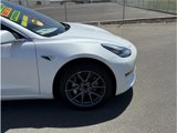 Used 2020 Tesla Model 3 Standard Range Plus image 3