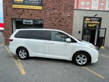 Used 2016 Toyota Sienna XLE image 2
