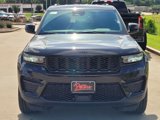 New 2025 Jeep Grand Cherokee Altitude image 2