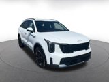 Used 2024 Kia Sorento S image 3