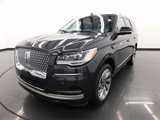 Used 2023 Lincoln Navigator Reserve image 4