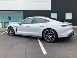 Used 2025 Porsche Taycan image 3