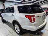 Used 2017 Ford Explorer FWD image 6
