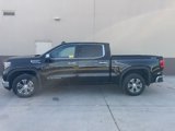 Used 2025 GMC Sierra 1500 SLT image 2