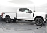 New 2025 Ford F350 4x4 SuperCab Super Duty image 4