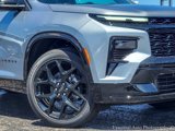 New 2025 Chevrolet Traverse RS w/ LPO, Floor Liner Package image 3