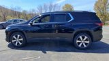 Used 2022 Chevrolet Traverse LT w/ LT Premium Package image 5
