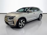 New 2025 VinFast VF 8 Eco image 3