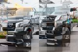 New 2025 Nissan Pathfinder SL image 2