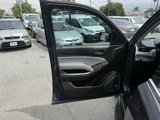 Used 2017 Chevrolet Suburban LT image 6