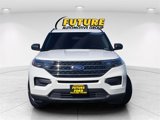 Used 2023 Ford Explorer XLT image 2