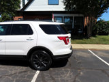 Used 2018 Ford Explorer XLT w/ Equipment Group 202A image 4