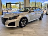 Used 2023 Nissan Altima 2.5 SV image 3